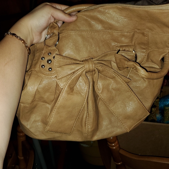 Purses - Picture 13 of 15